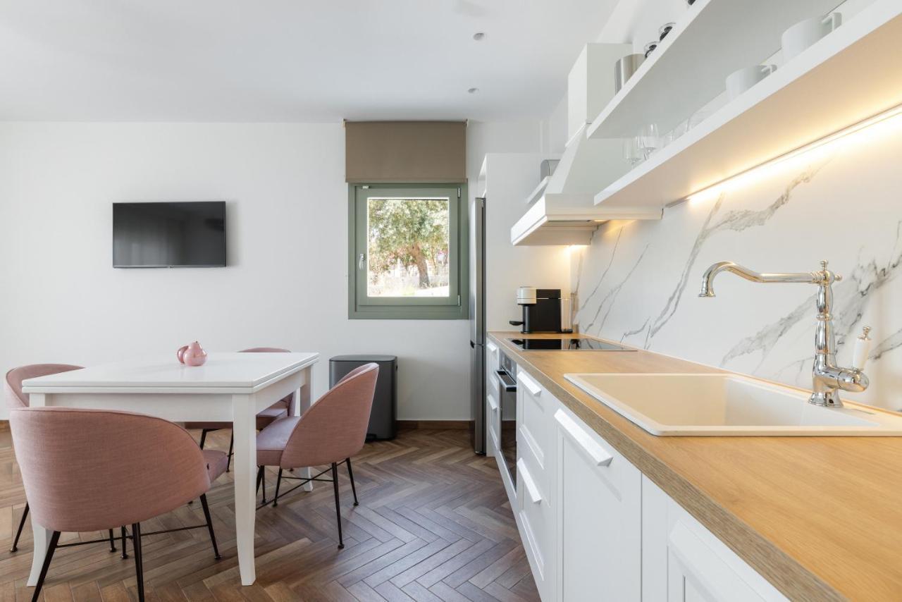 Helia All Seasons Apartments Астріс Екстер'єр фото